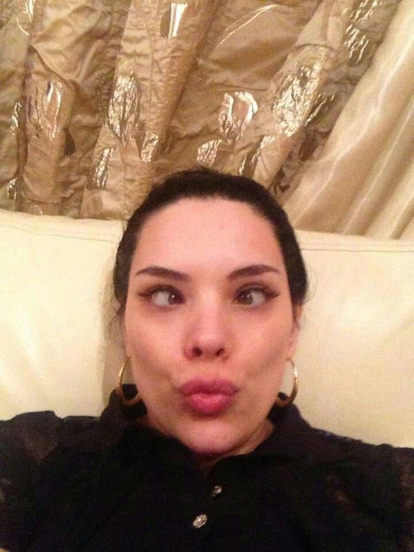 Амина Урсилова — слитая анкета