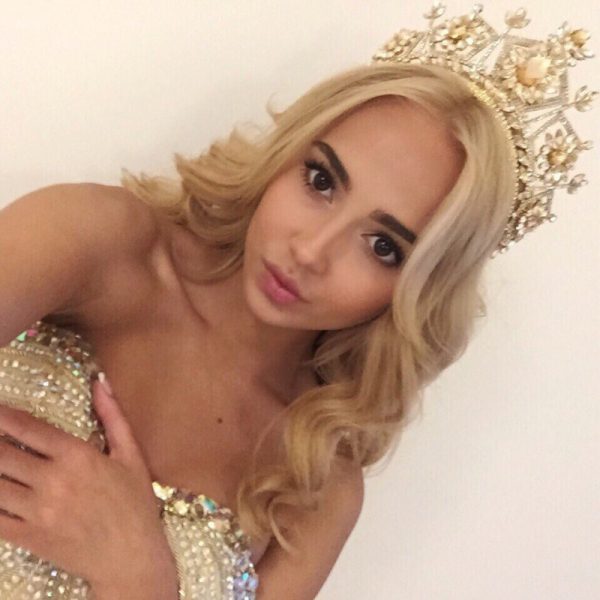 Журавлева Кристина — слитая анкета